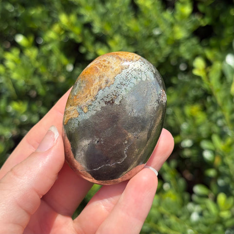 Pyrite + Golden Healer Palm Stone K